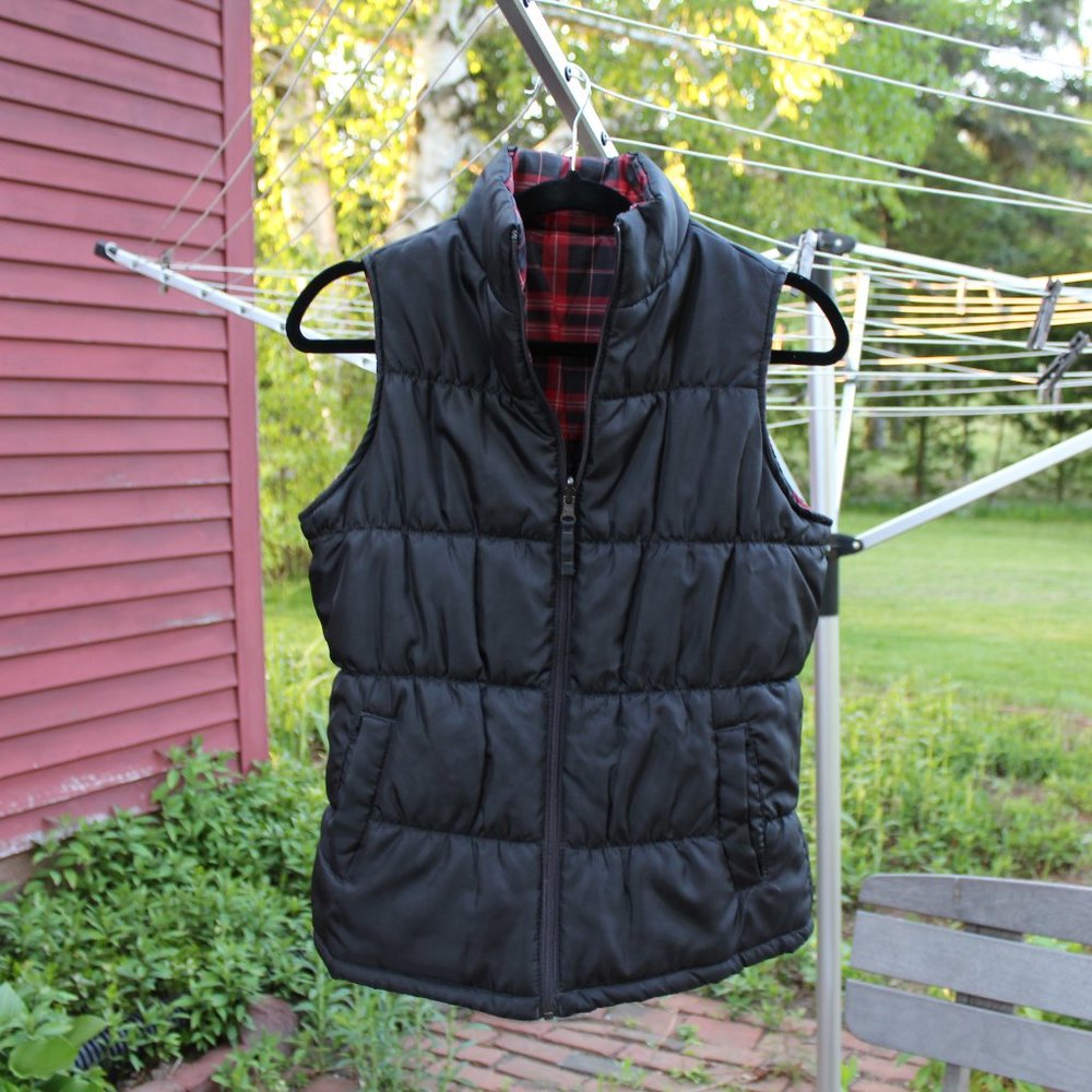 Black Reversible Red Plaid Vest Lightweight